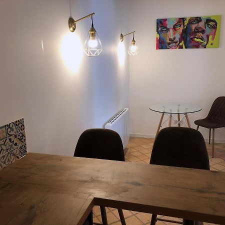 Logement Dans Le Vieux Tours Apartment Bagian luar foto